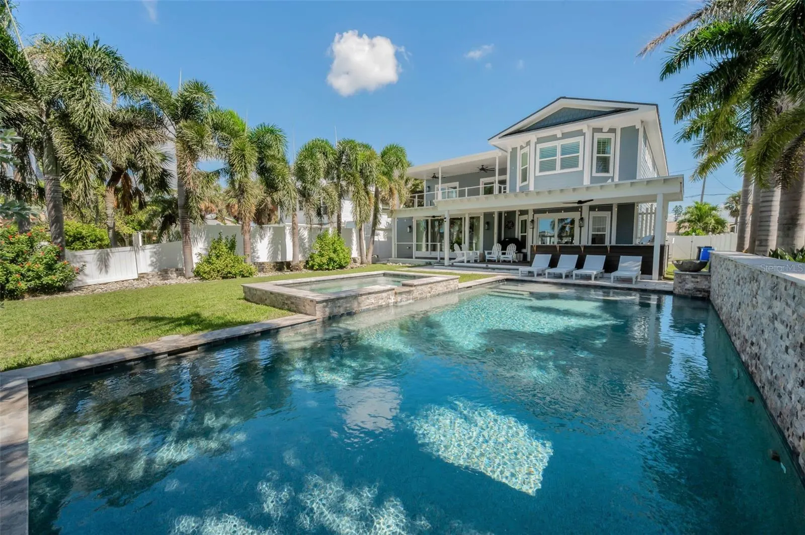 4250 BELLE VISTA DR