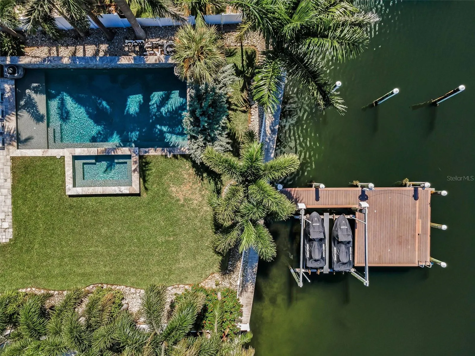 4250 BELLE VISTA DR