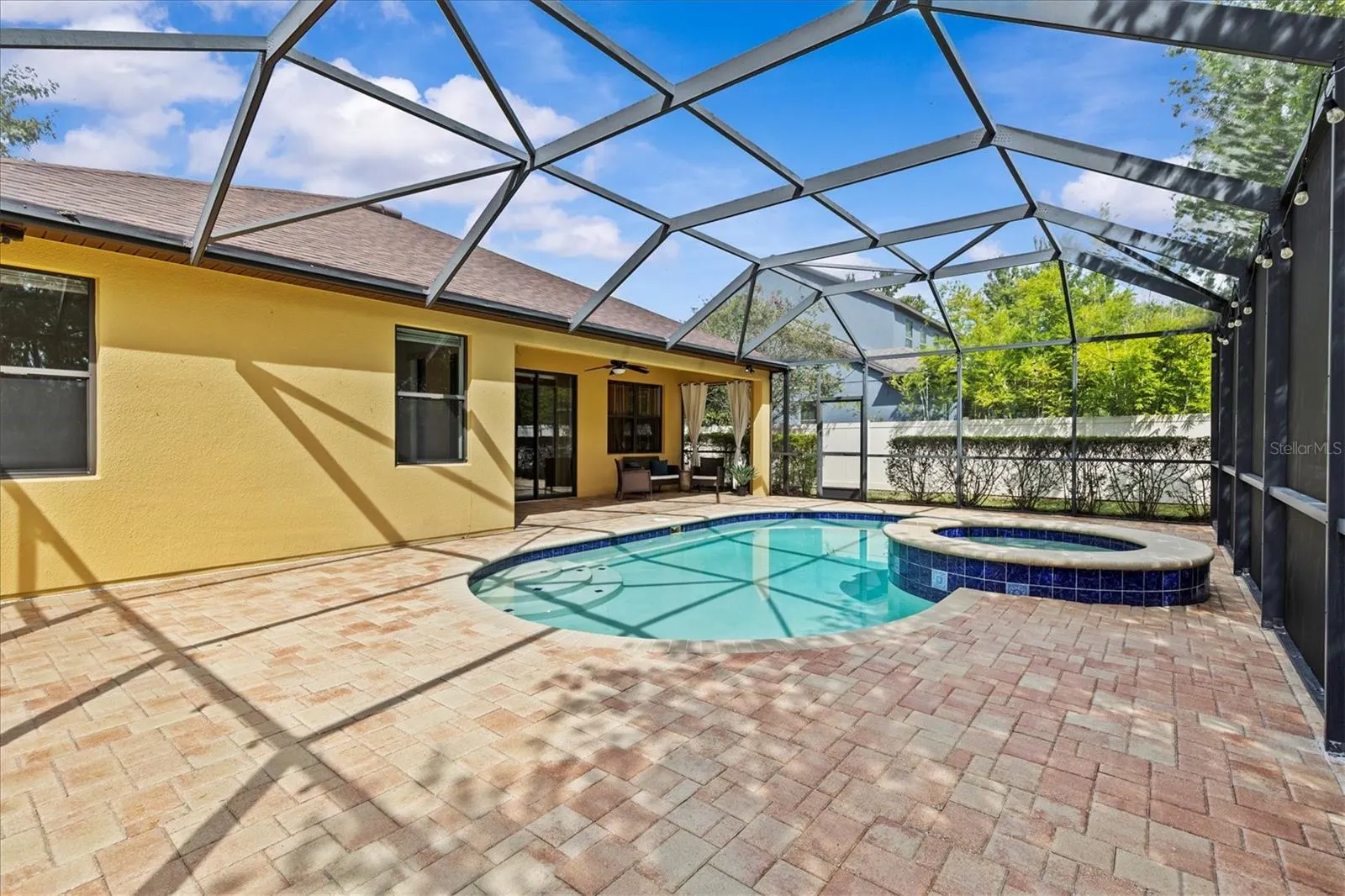 11008 WEMBLEY LANDING DR