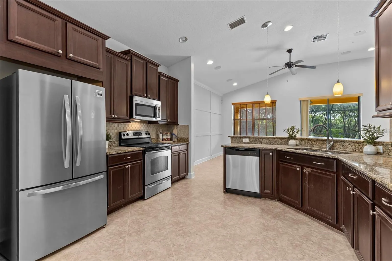 11008 WEMBLEY LANDING DR