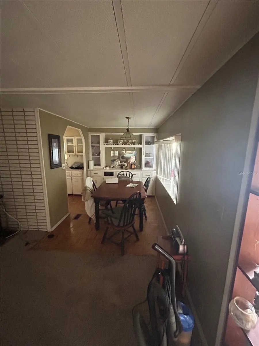 229 DIXIE LN