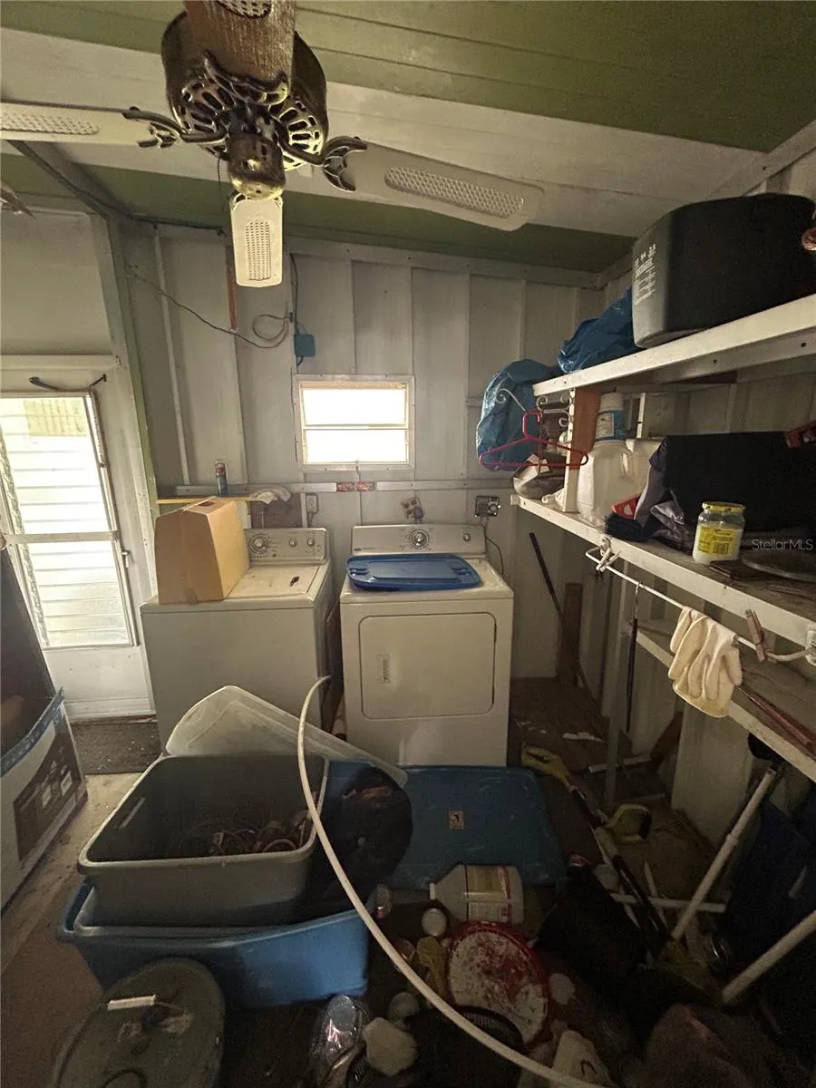 229 DIXIE LN