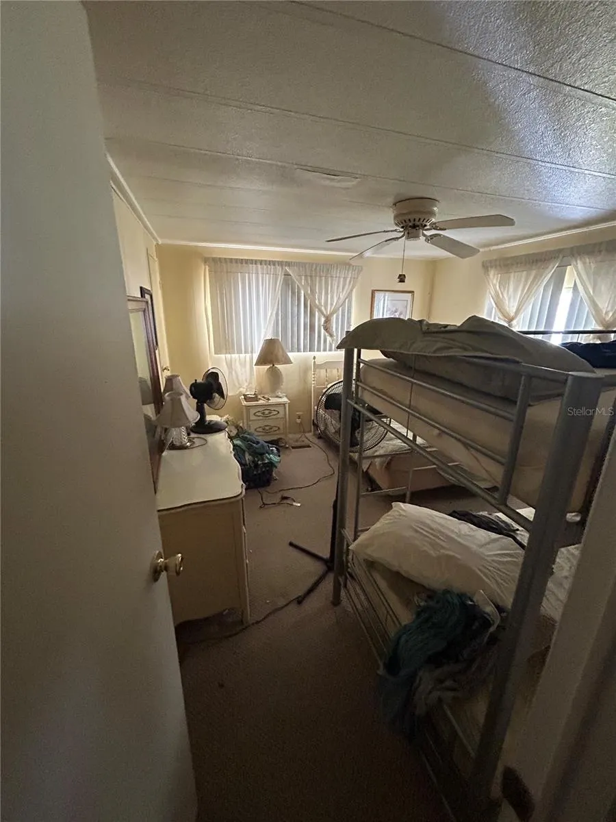 229 DIXIE LN