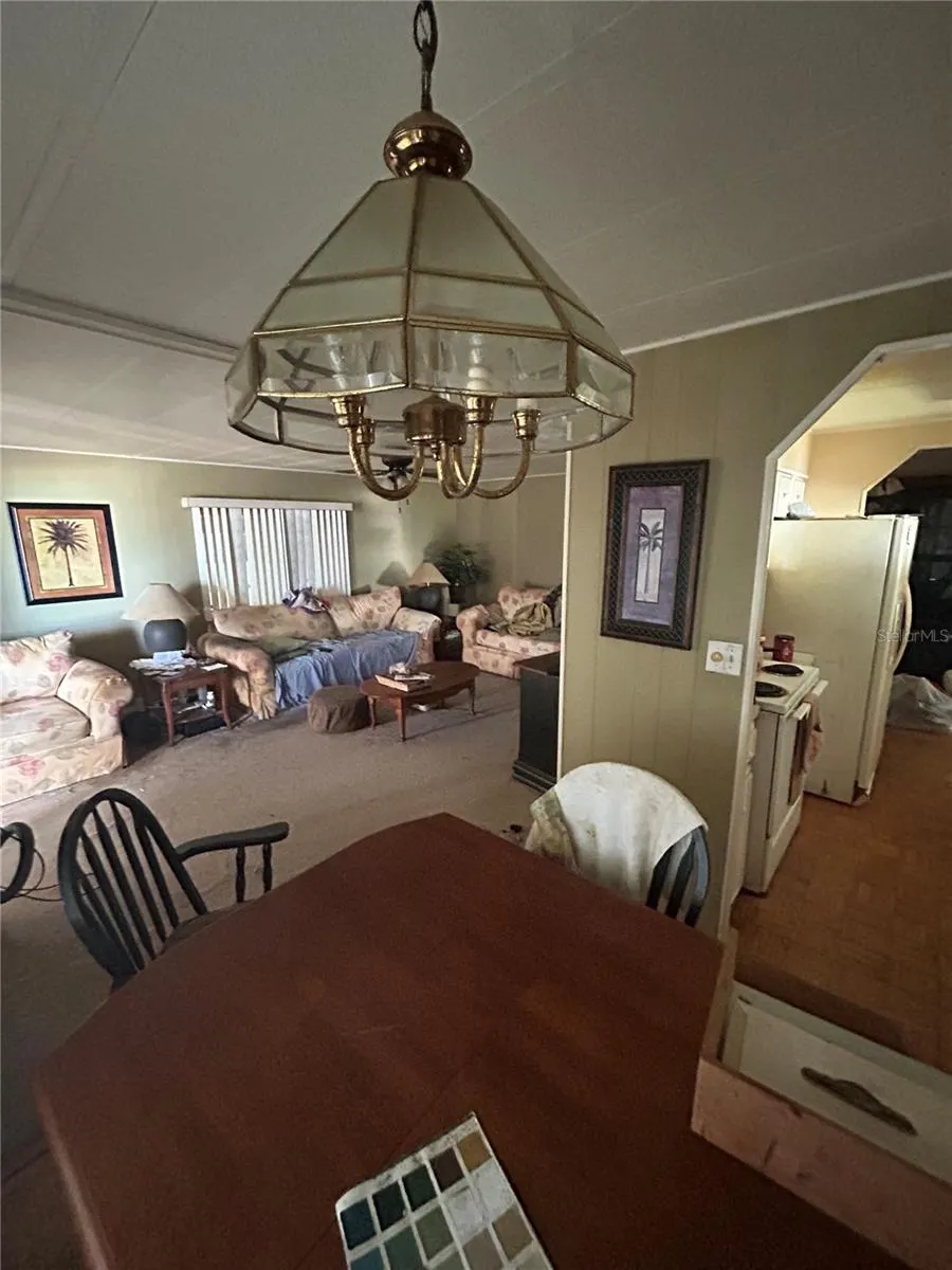 229 DIXIE LN