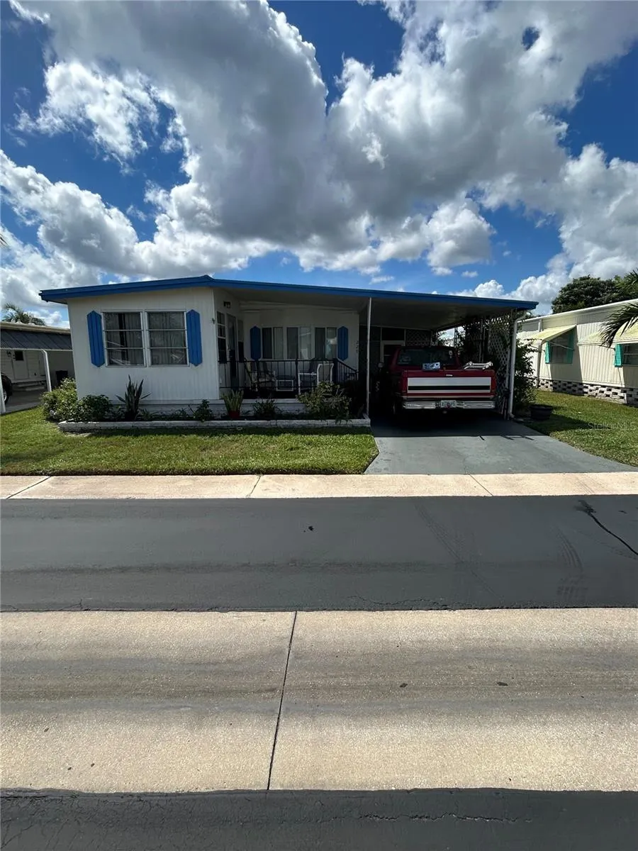 229 DIXIE LN