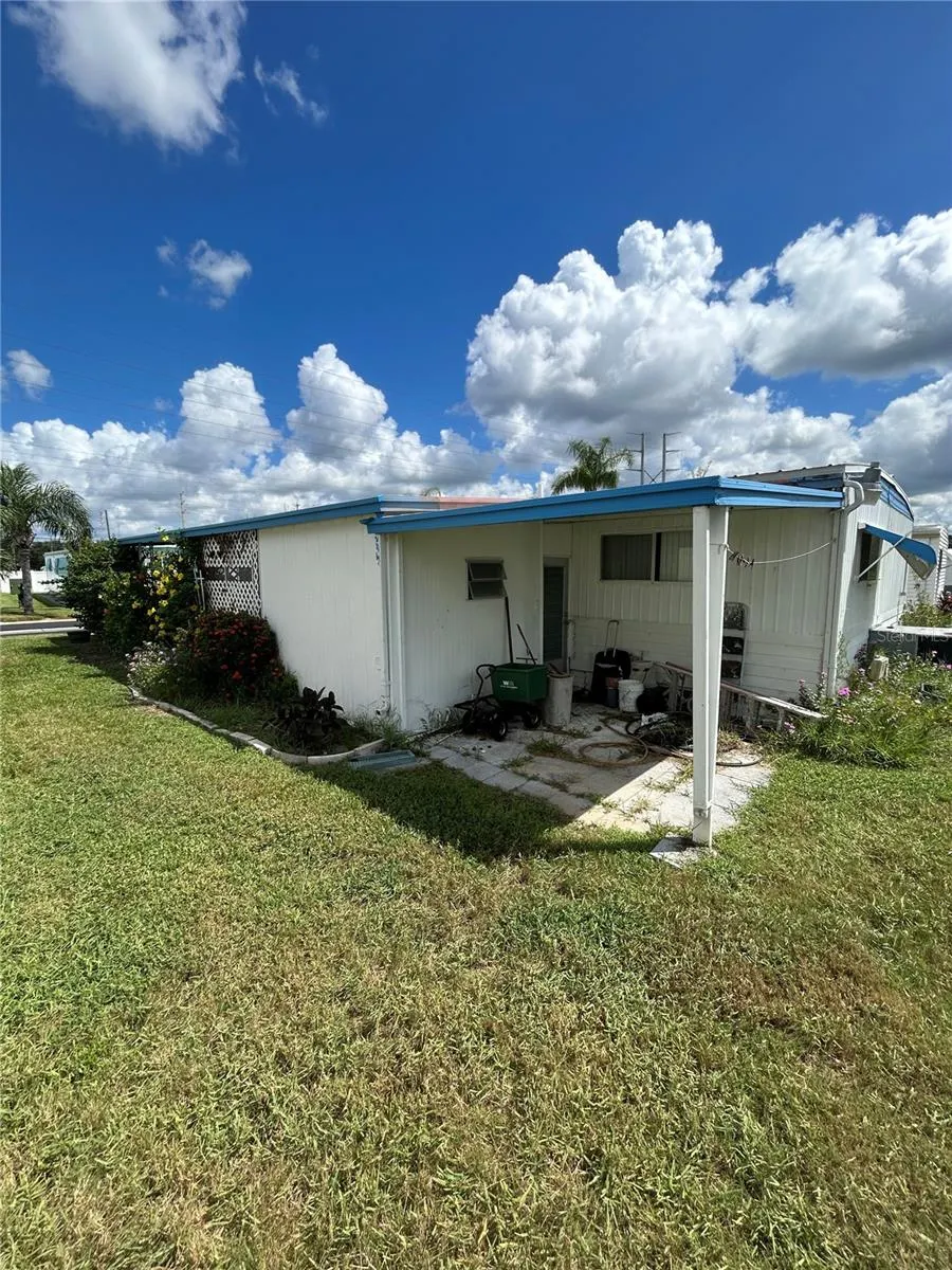 229 DIXIE LN