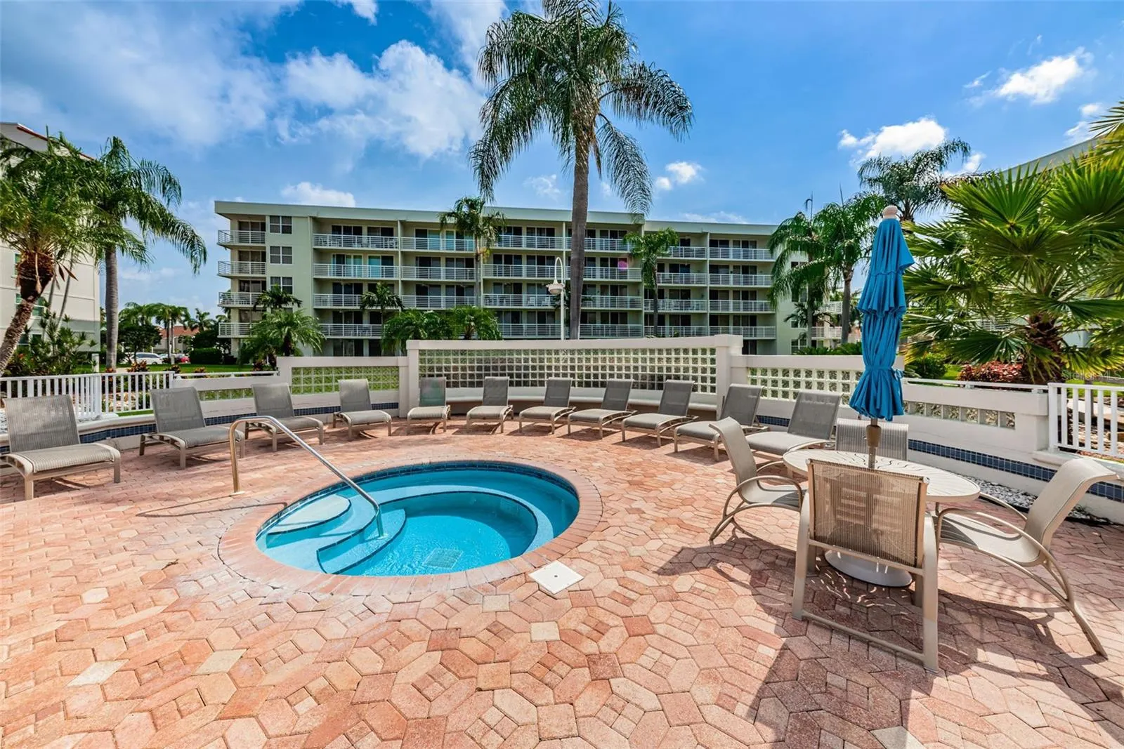 5901 BAHIA DEL MAR CIR #321, #321