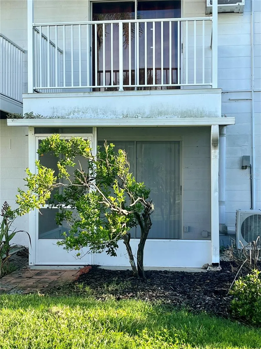 2205 SUNSET DR #E6, #E6