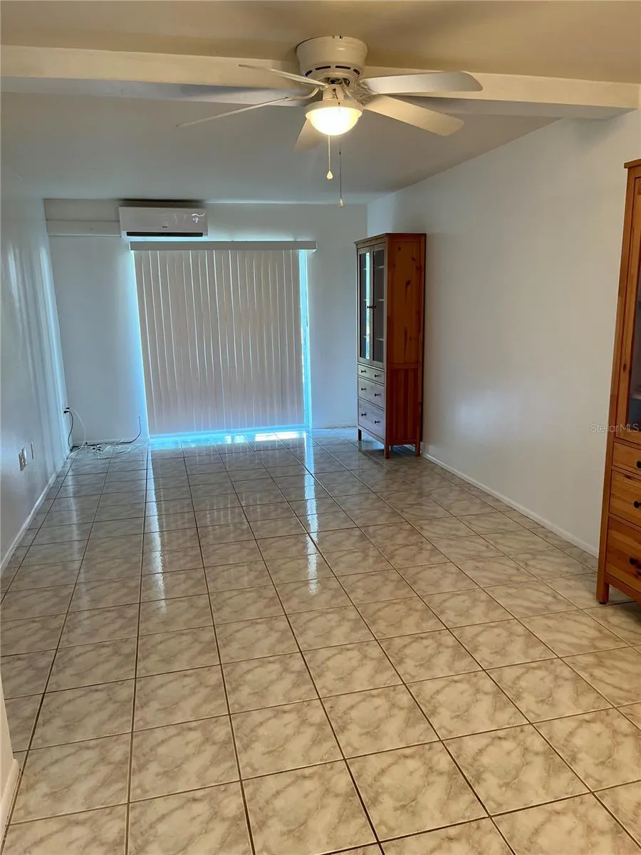 2205 SUNSET DR #E6, #E6