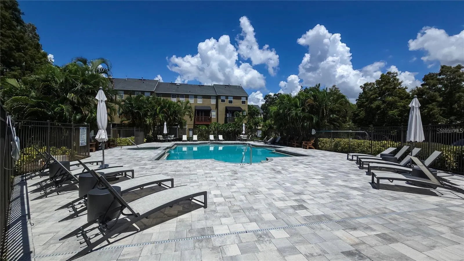 2947 BAYSHORE POINTE DR