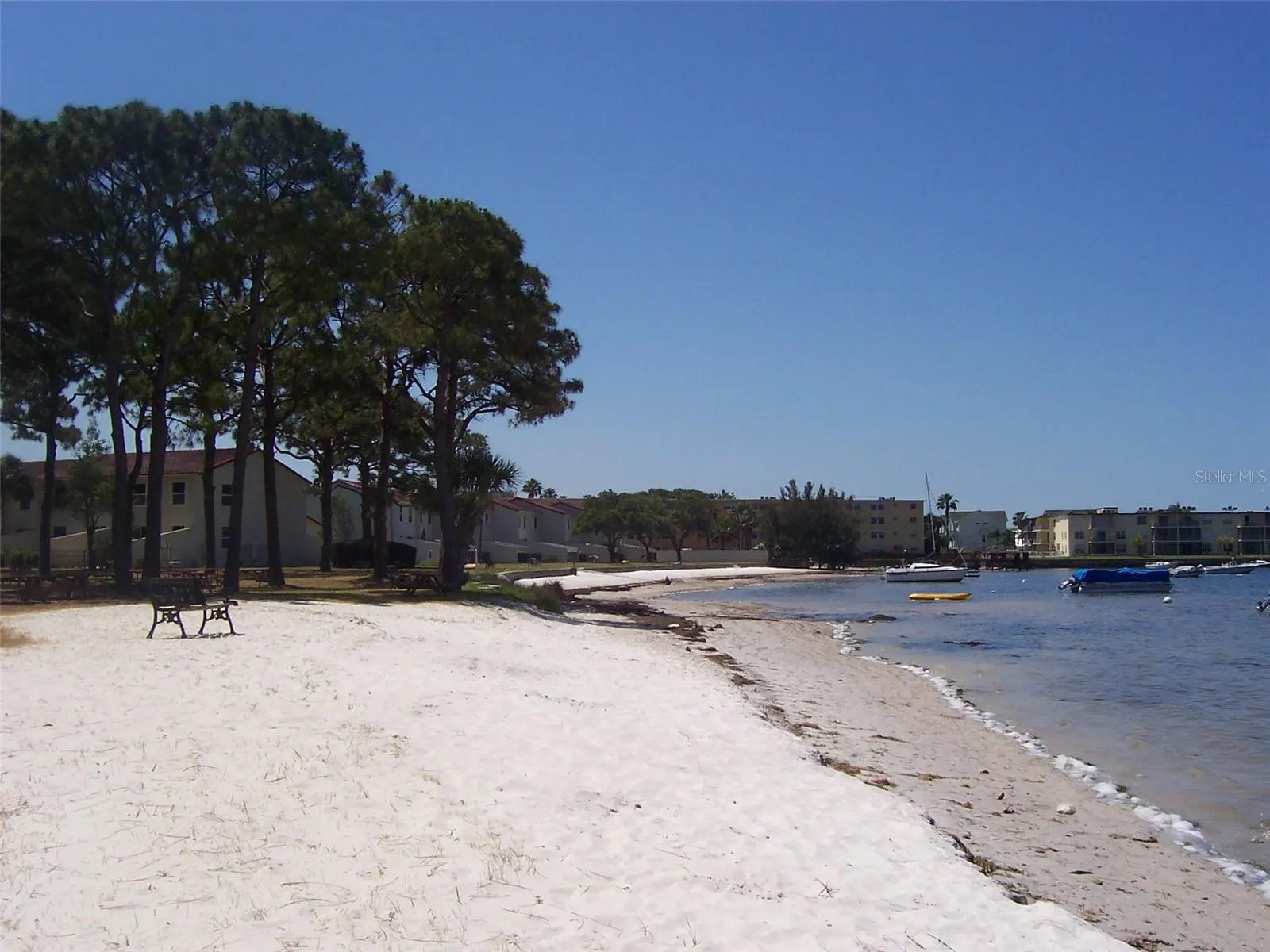 2700 BAYSHORE BLVD #1302, #1302