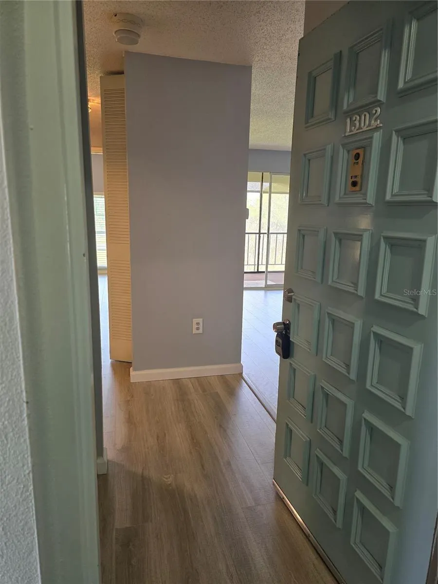 2700 BAYSHORE BLVD #1302, #1302