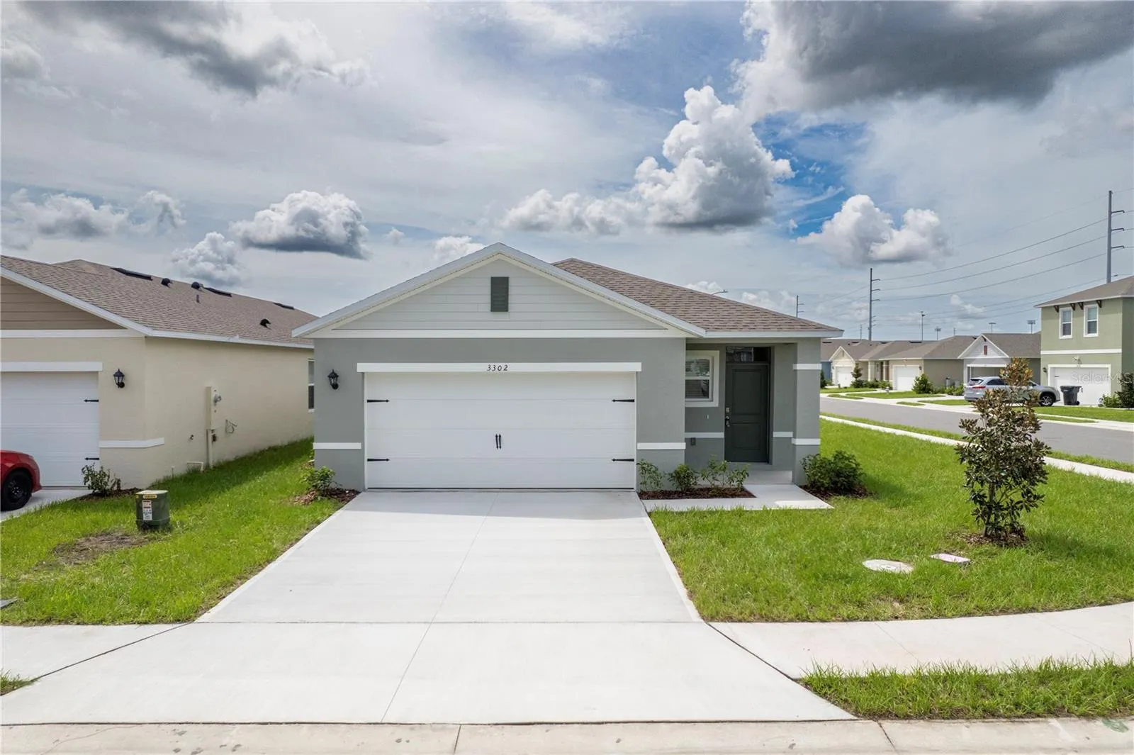 3302 PINE LILY AVE