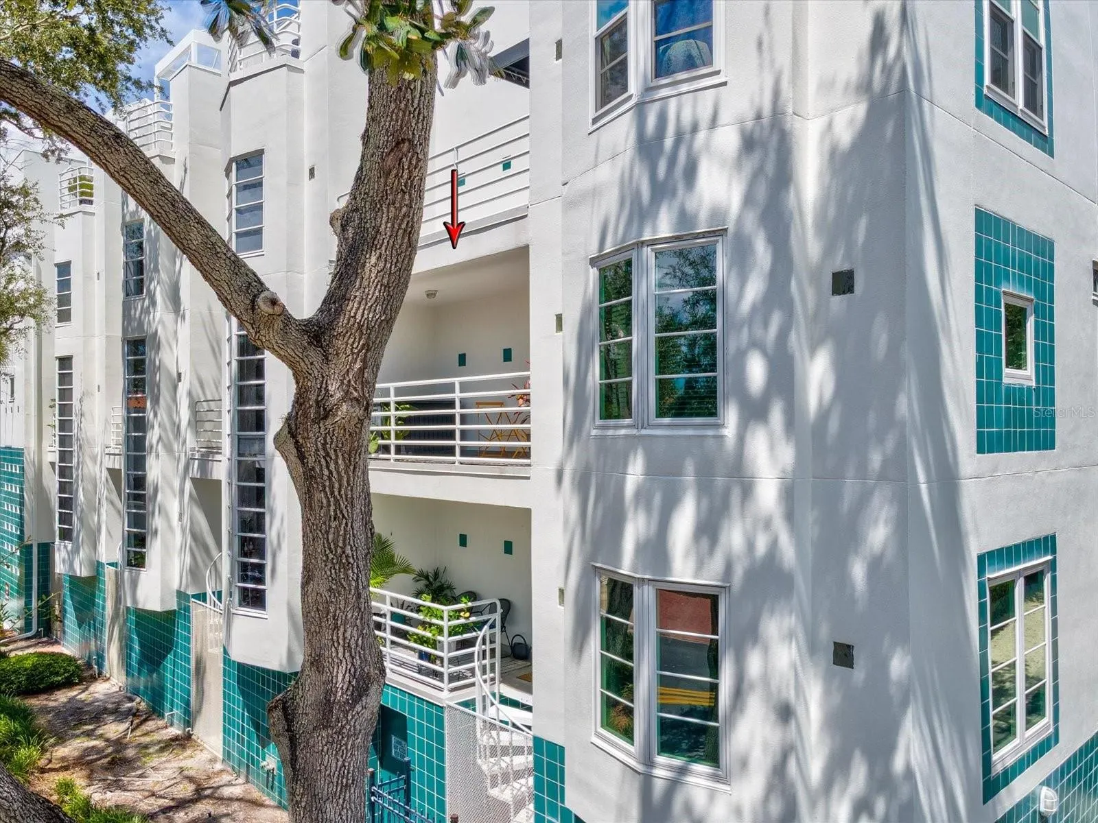 4950 BAYSHORE BLVD #1, #1