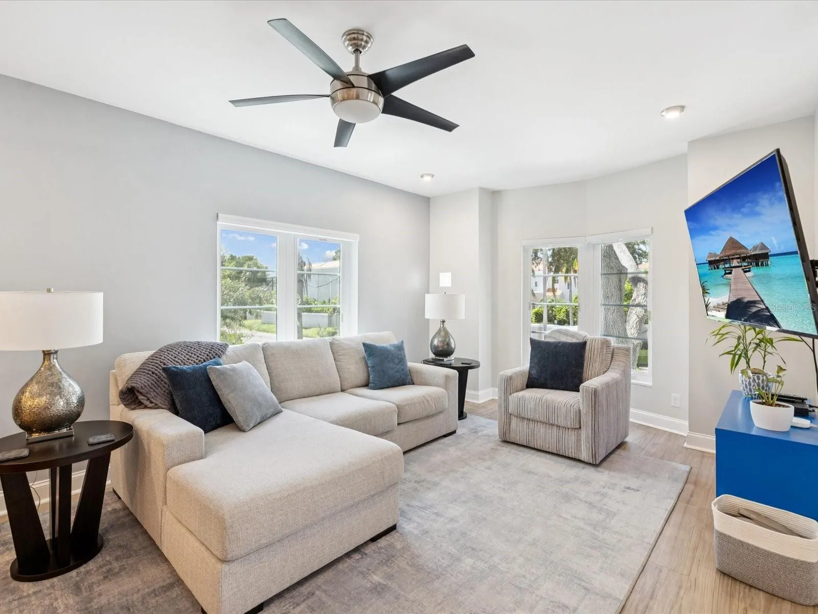 4950 BAYSHORE BLVD #1, #1
