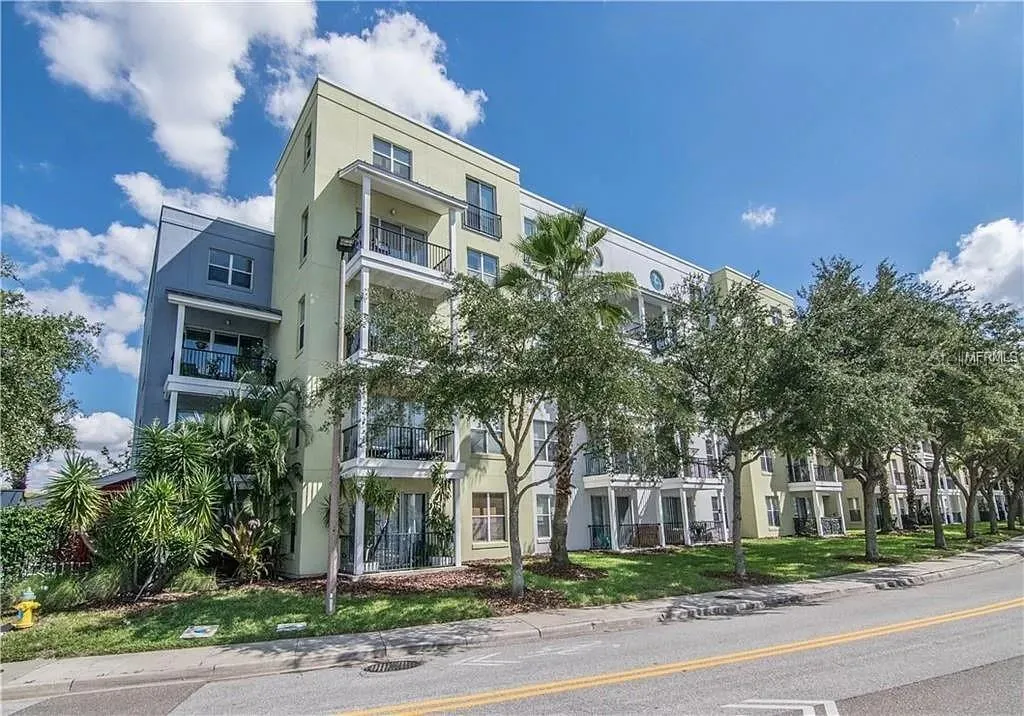 1501 DOYLE CARLTON DR #411, #411