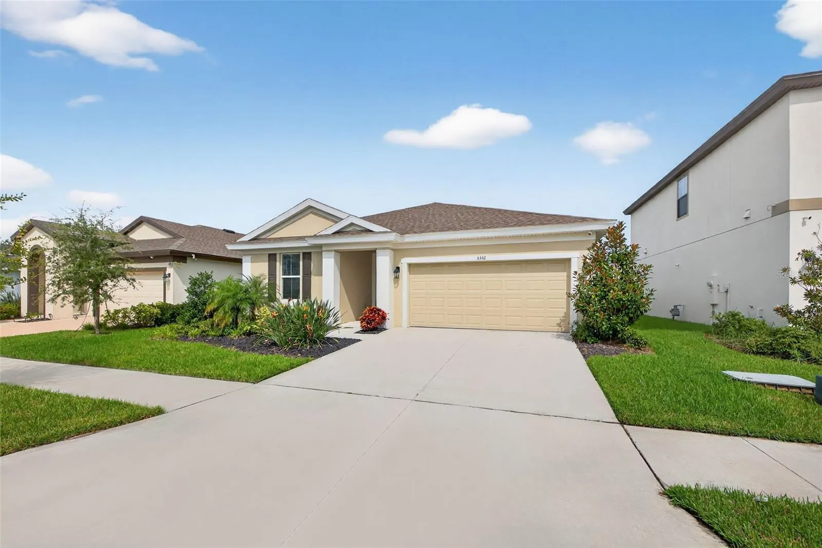 5532 DEL CORONADO DR