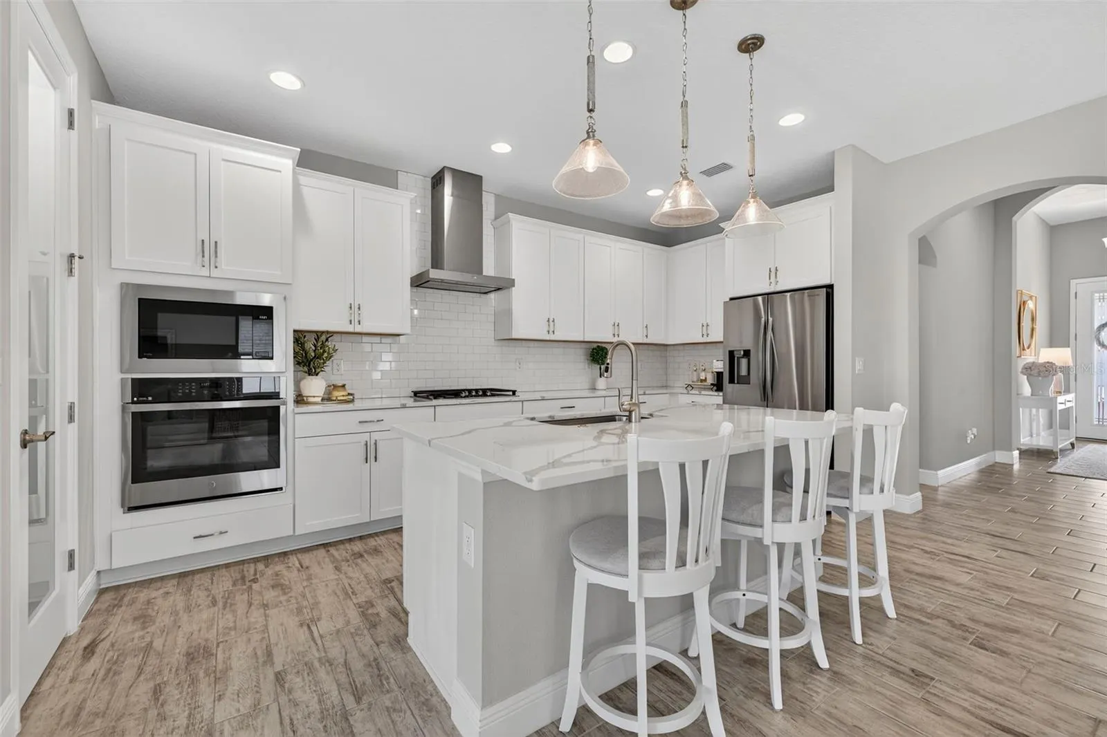 5532 DEL CORONADO DR