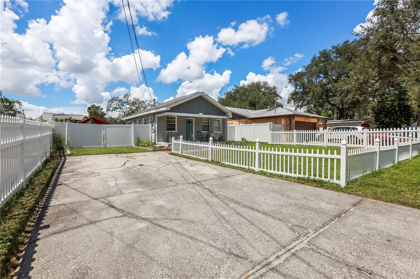 6910 N BREVARD AVE