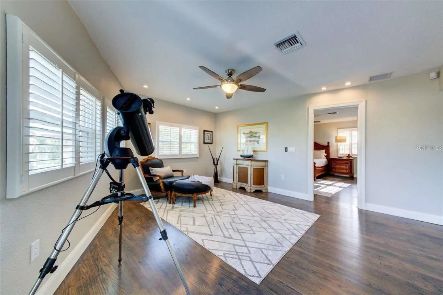 562 RANGER LN