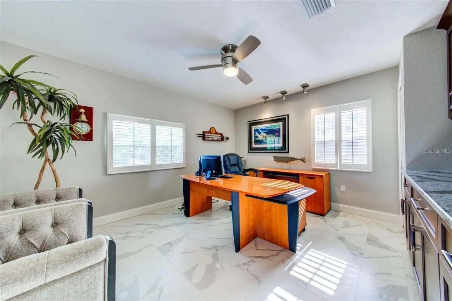 562 RANGER LN