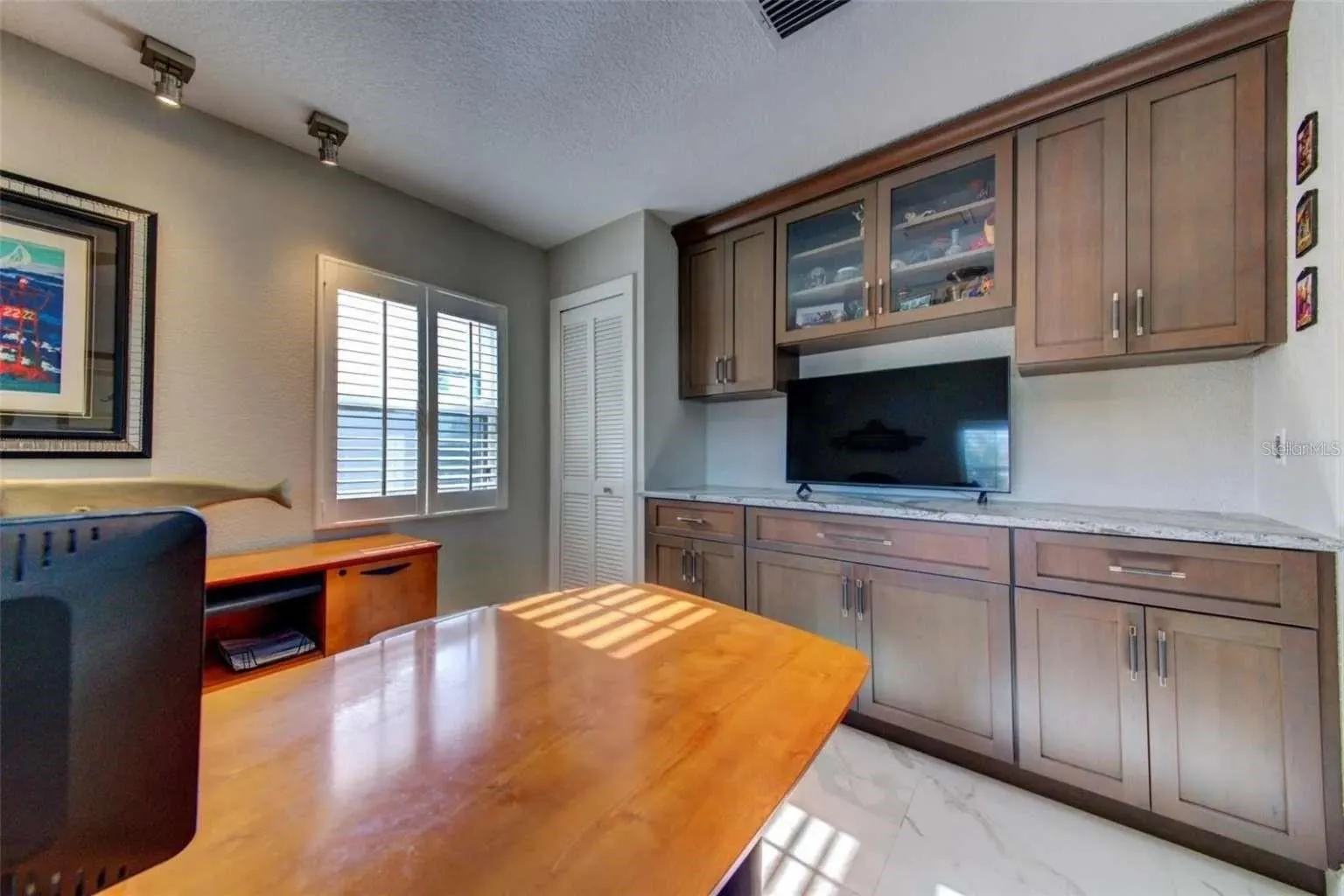 562 RANGER LN