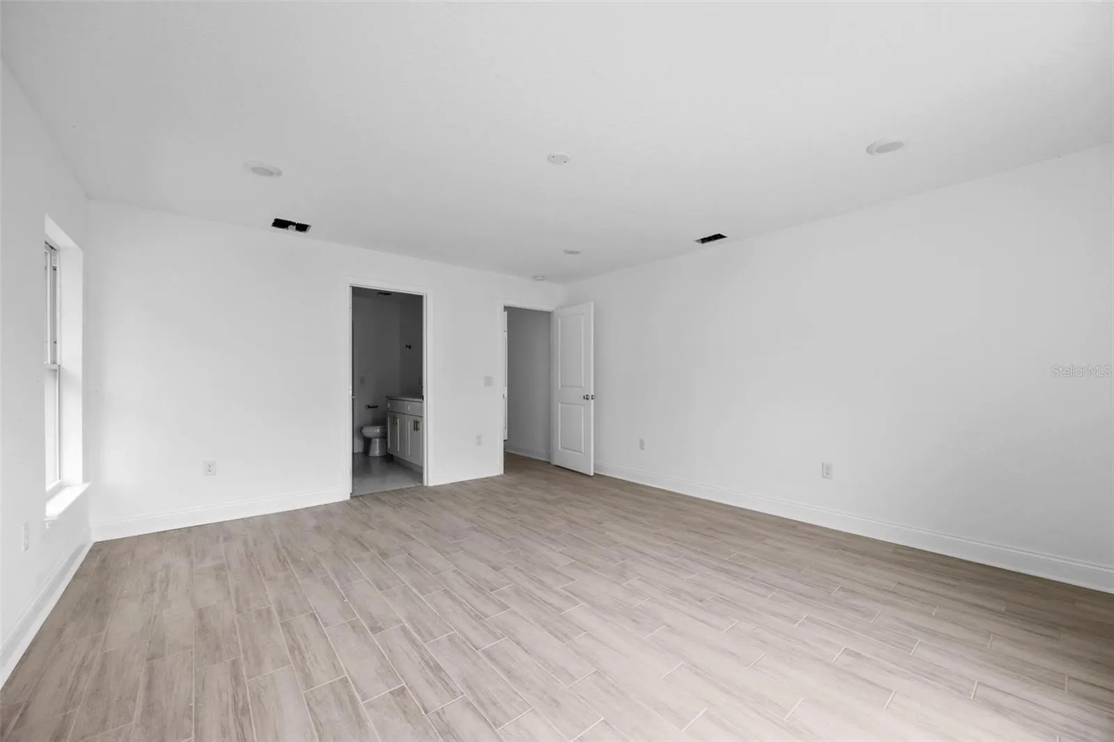 1204 ALAFIA WAY