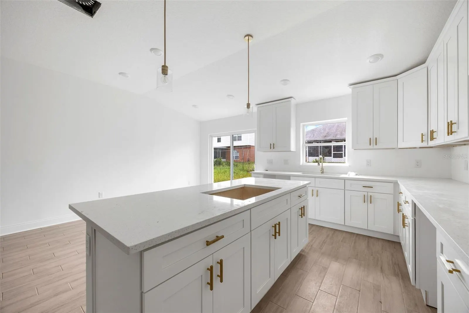 1204 ALAFIA WAY