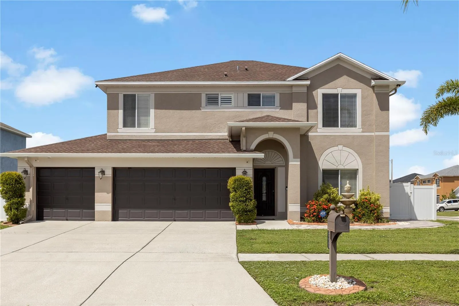 12608 LONGCREST DR