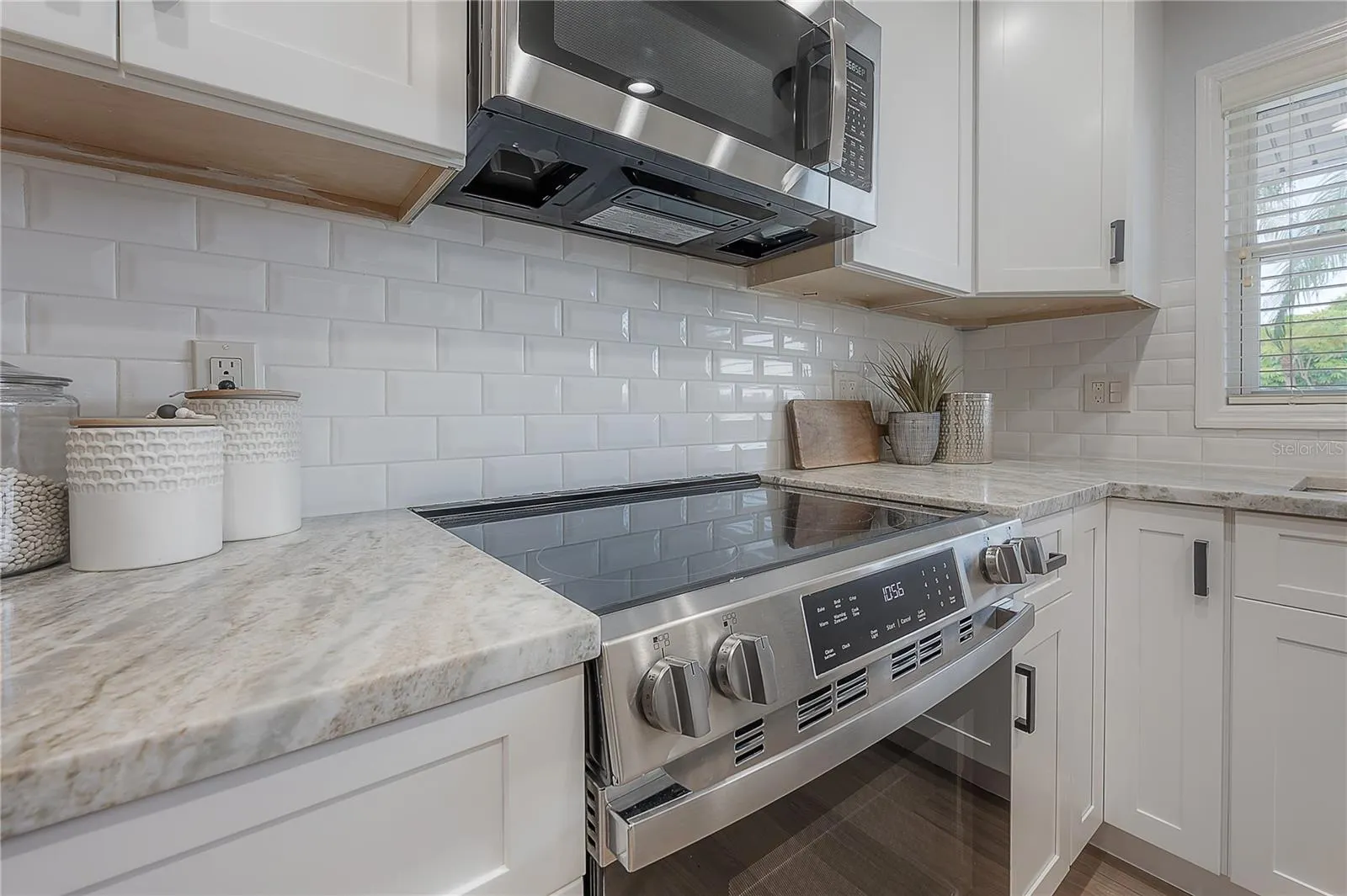 3935 W EDEN ROC CIR