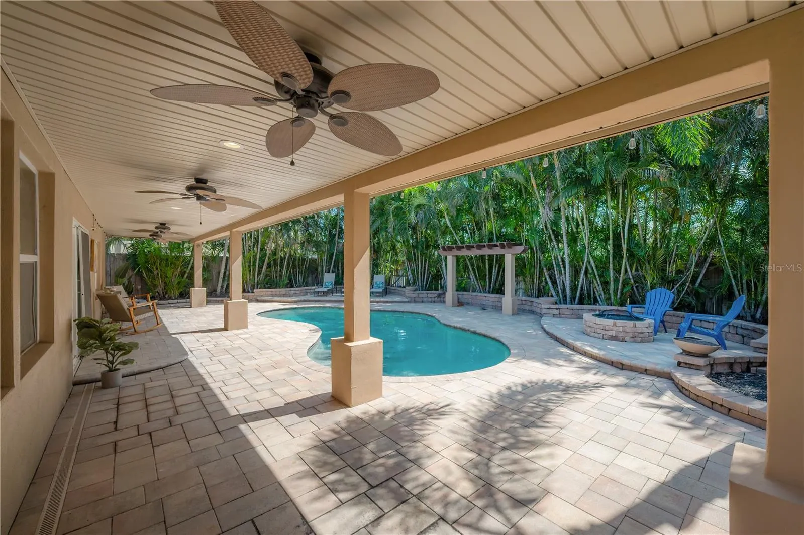 3935 W EDEN ROC CIR