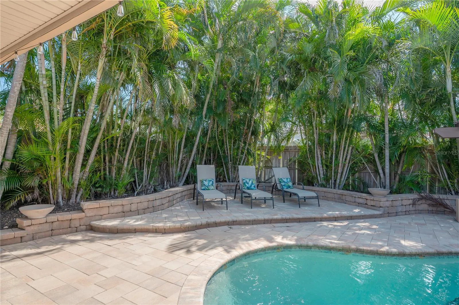 3935 W EDEN ROC CIR