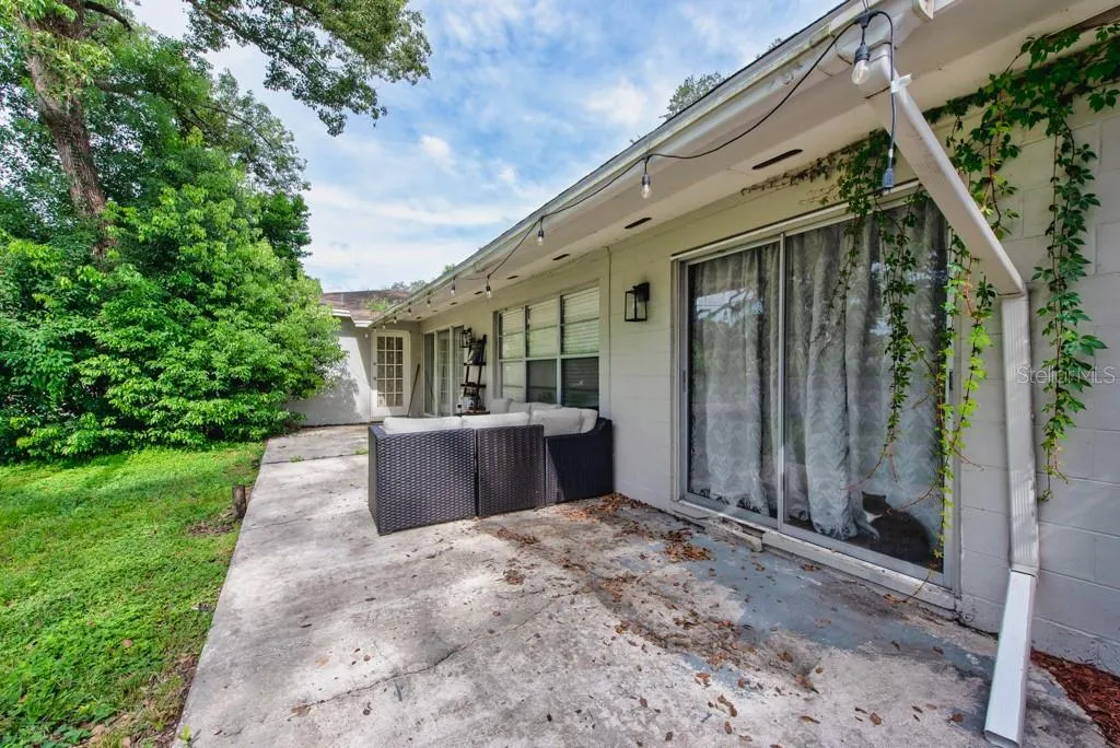 1013 HALLWOOD LOOP