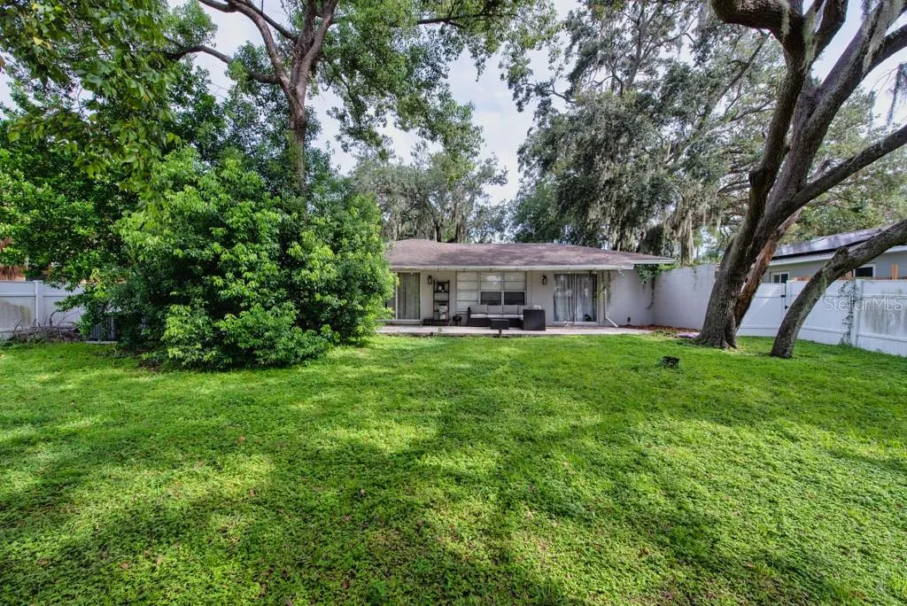 1013 HALLWOOD LOOP