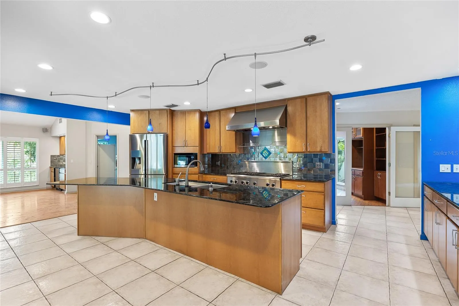 4308 HUDSON LN
