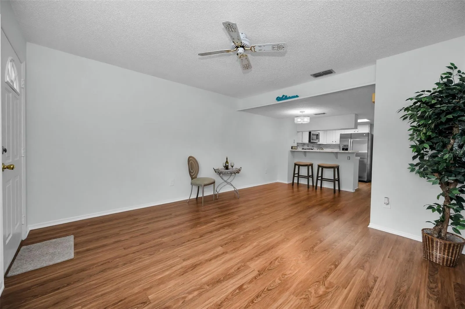 2173 FOX CHASE BLVD