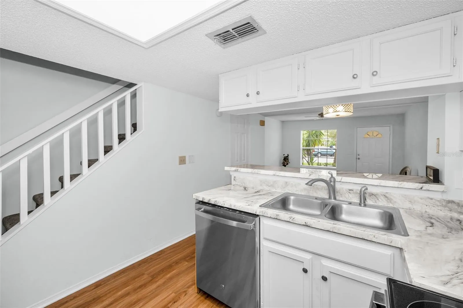 2173 FOX CHASE BLVD