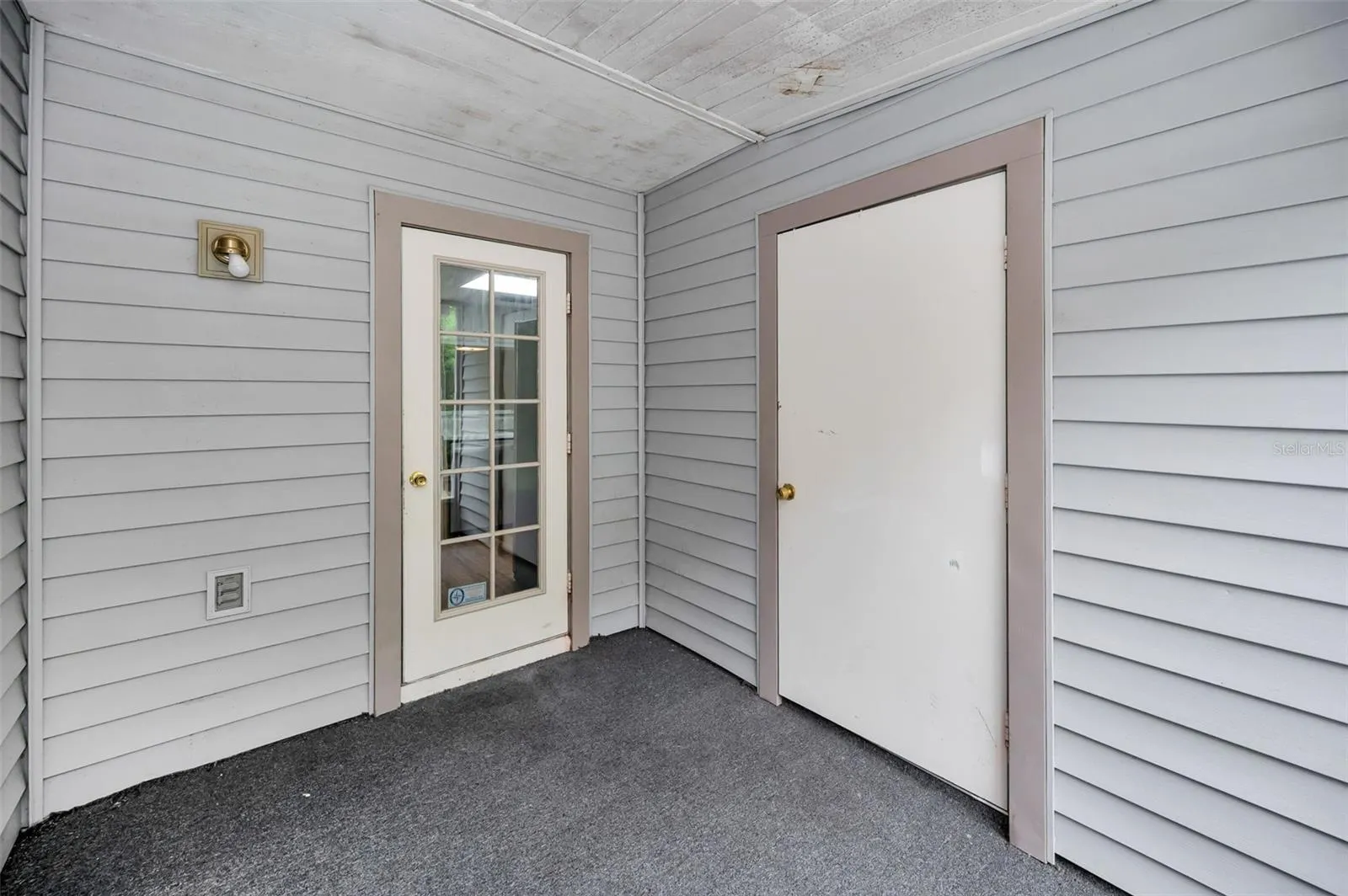 2173 FOX CHASE BLVD