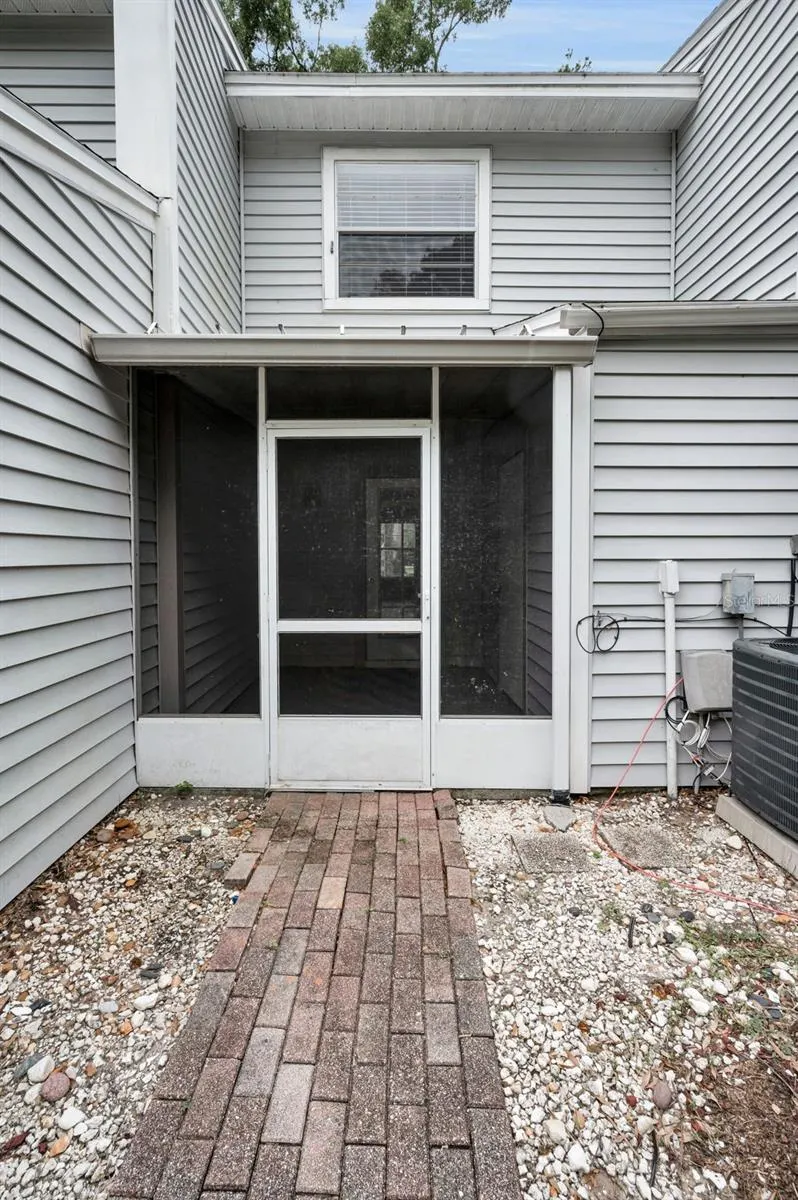 2173 FOX CHASE BLVD