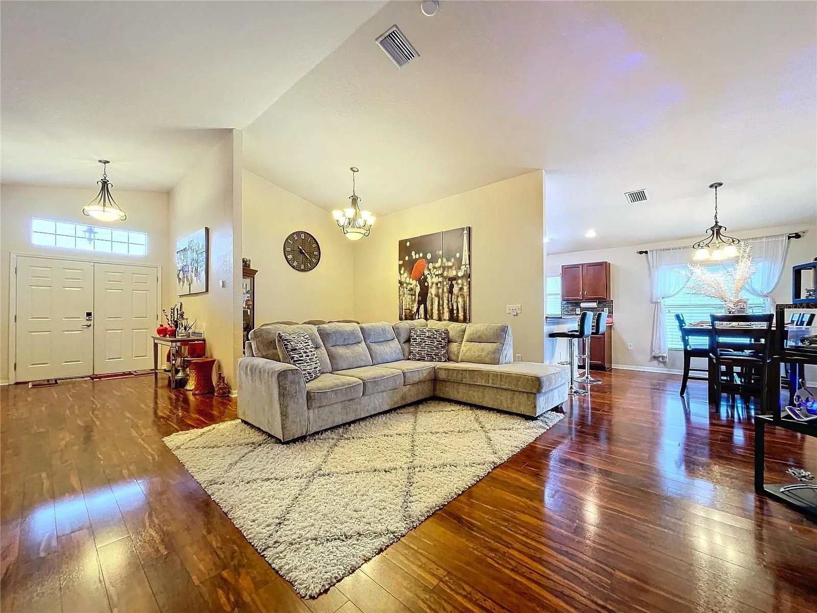 11338 SOUTHWIND LAKE DR