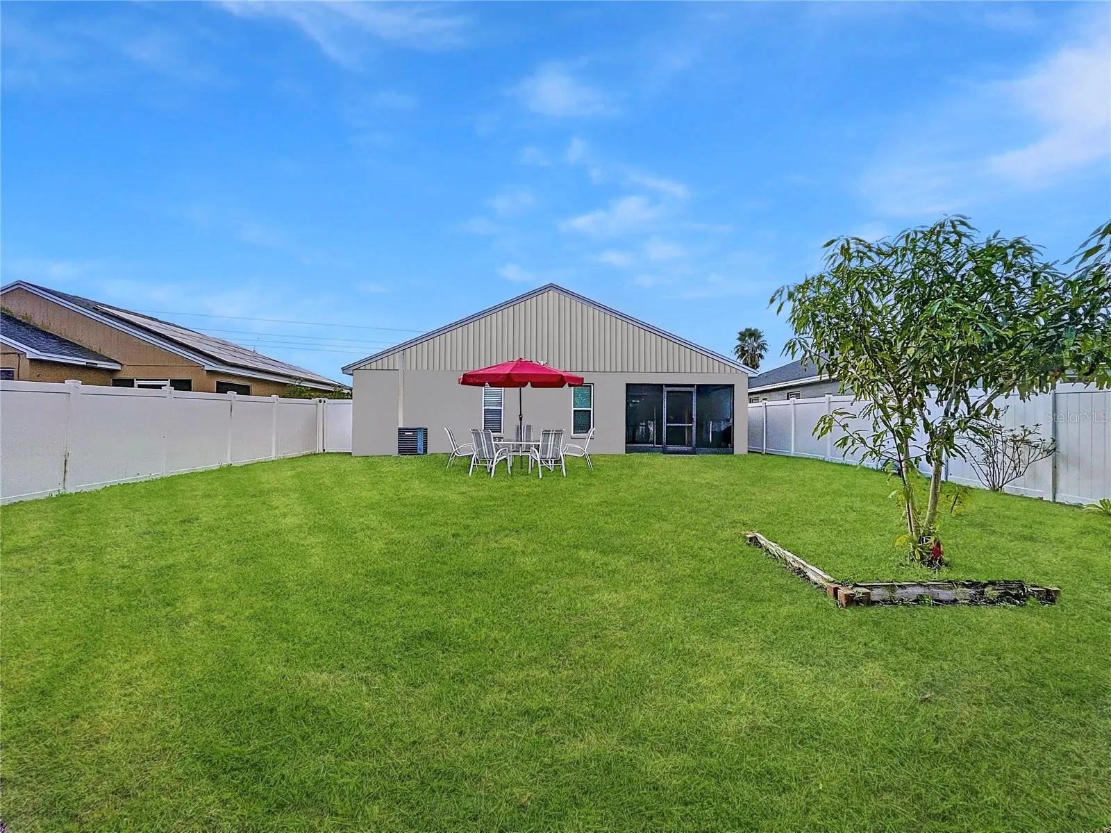 11338 SOUTHWIND LAKE DR