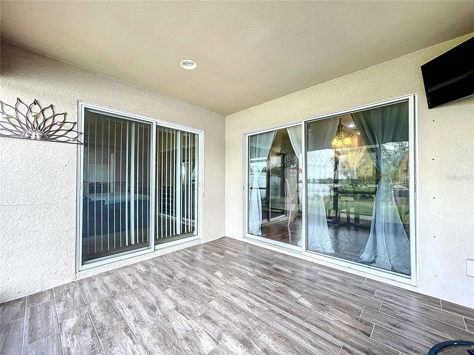 11338 SOUTHWIND LAKE DR