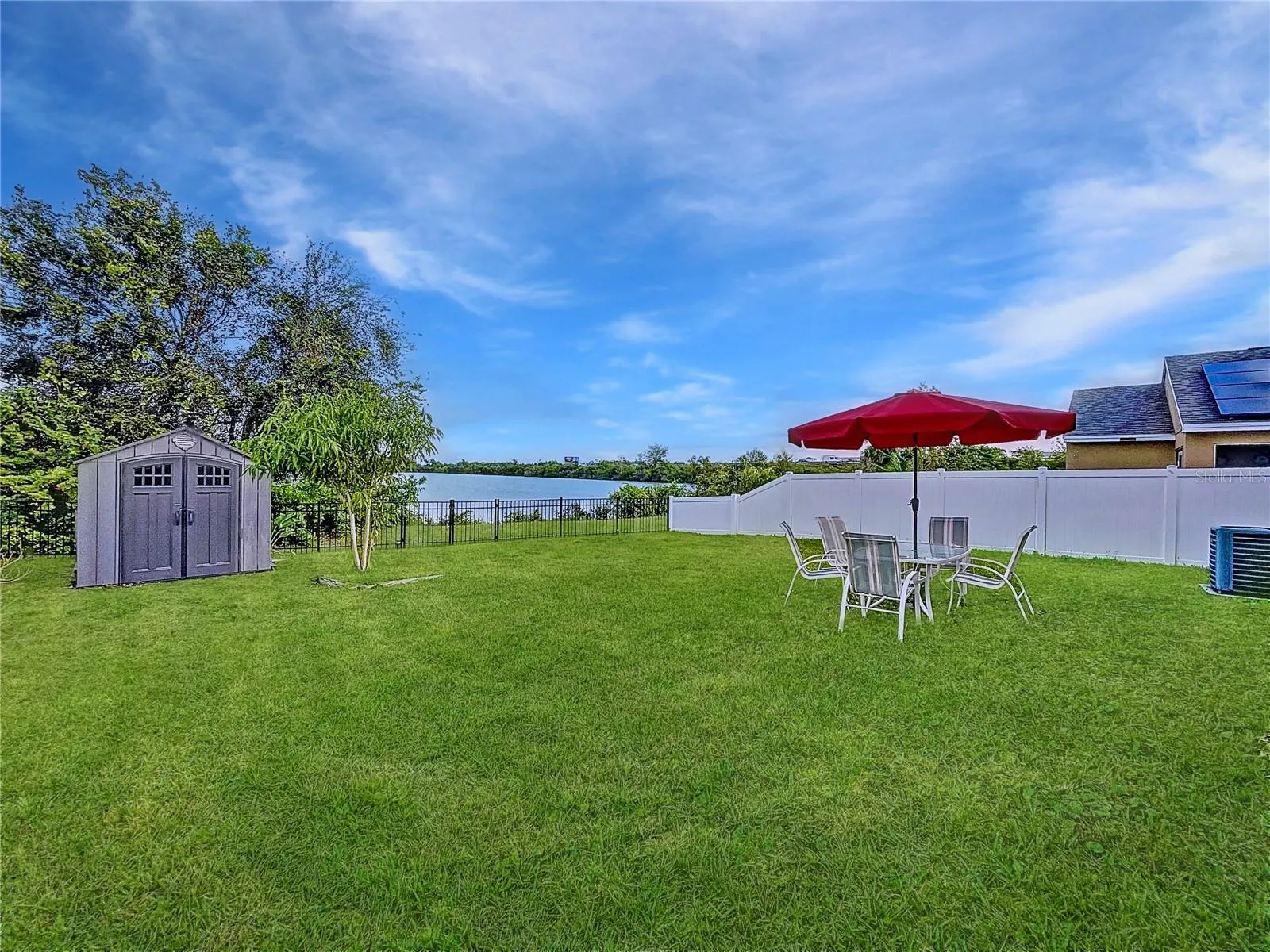 11338 SOUTHWIND LAKE DR