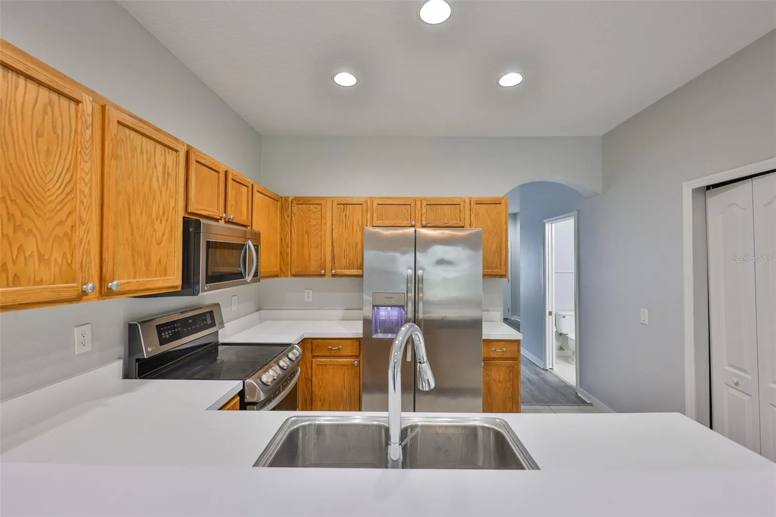 13127 KINGS CROSSING DR
