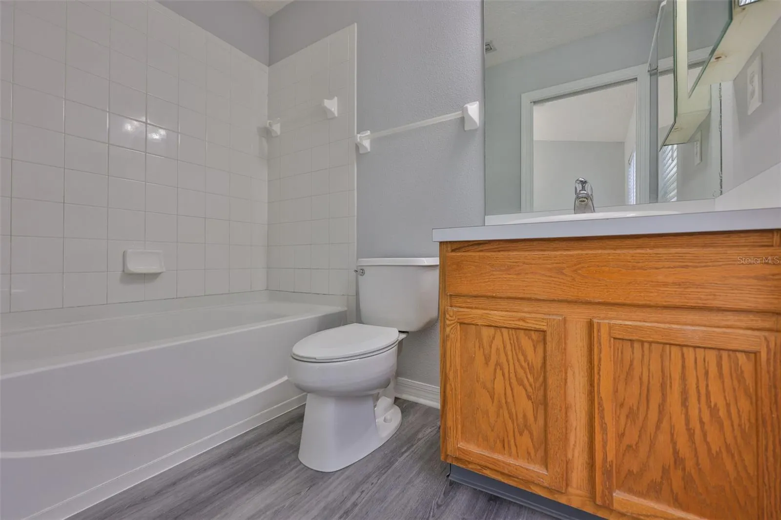 13127 KINGS CROSSING DR