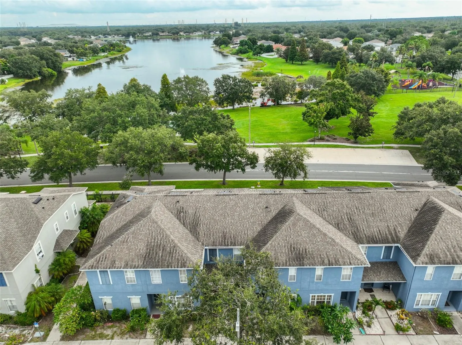 13127 KINGS CROSSING DR