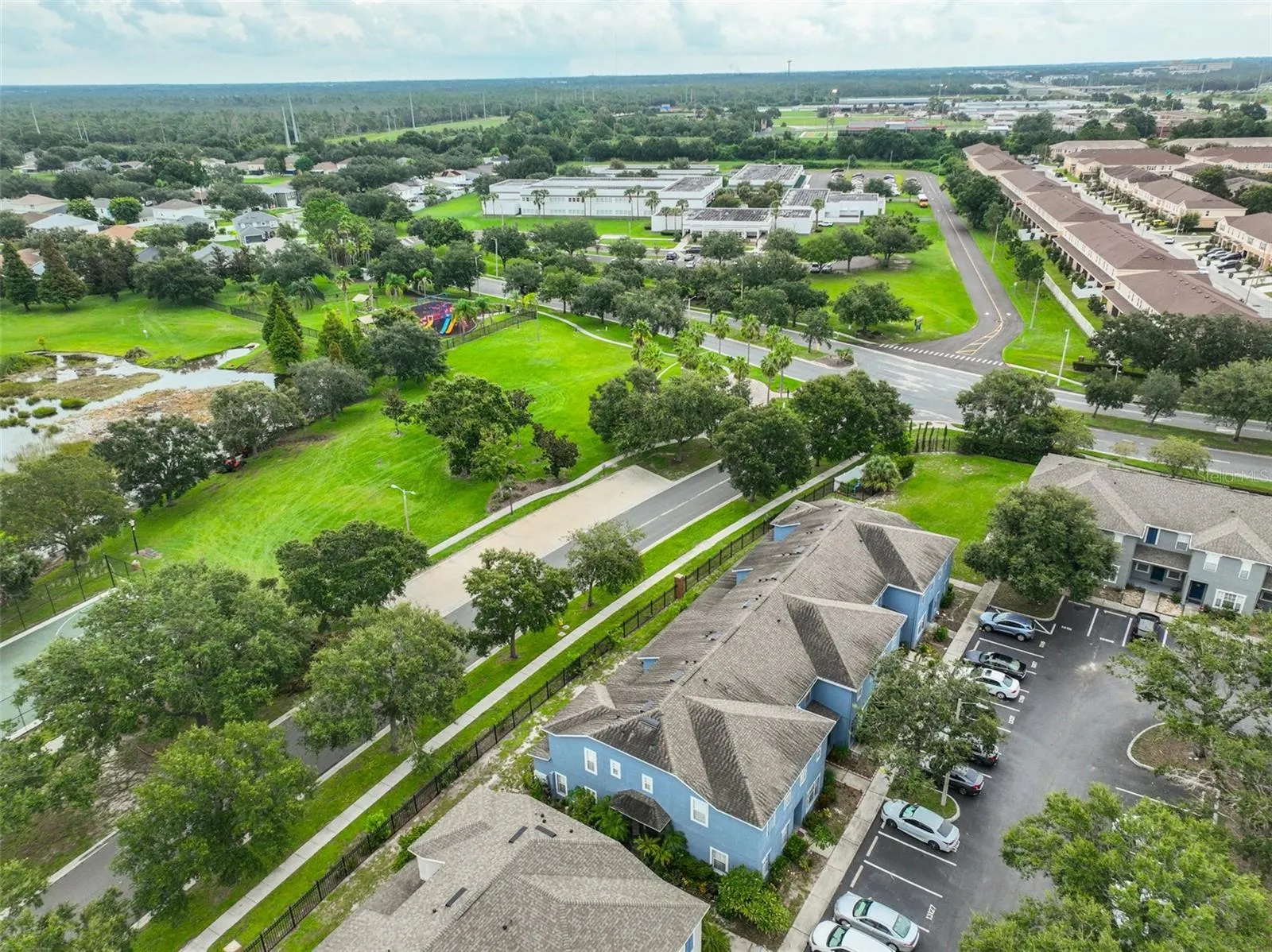 13127 KINGS CROSSING DR