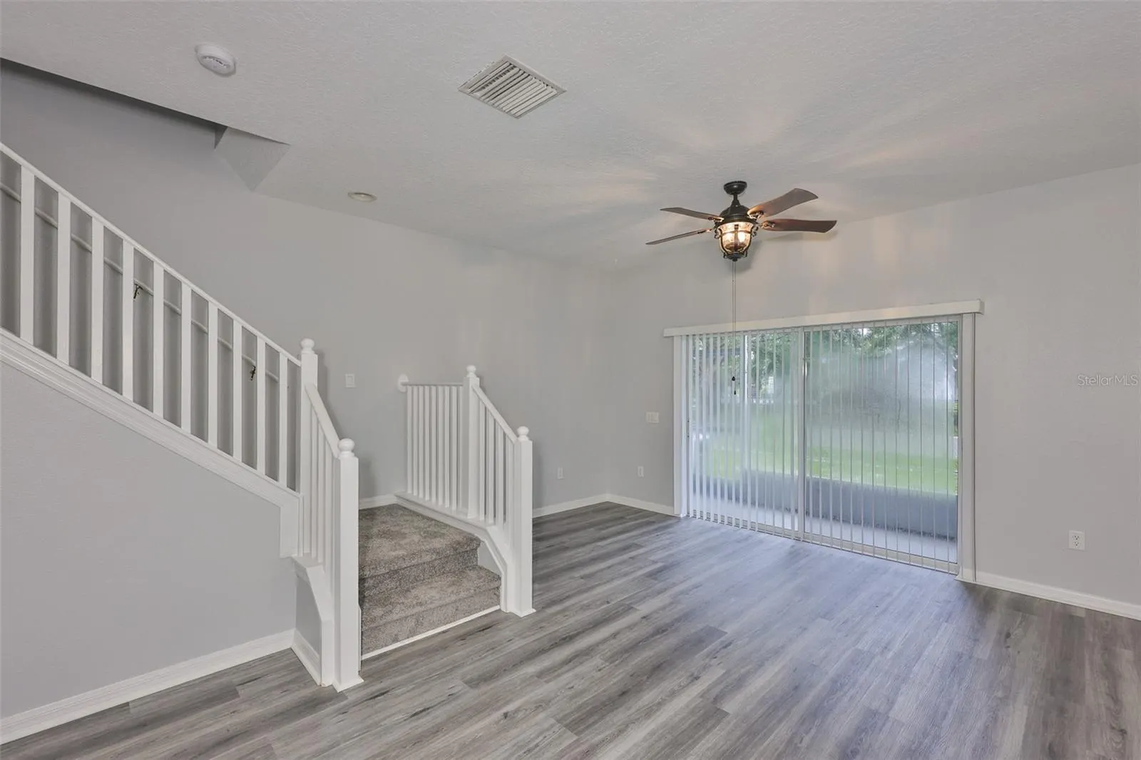 13127 KINGS CROSSING DR