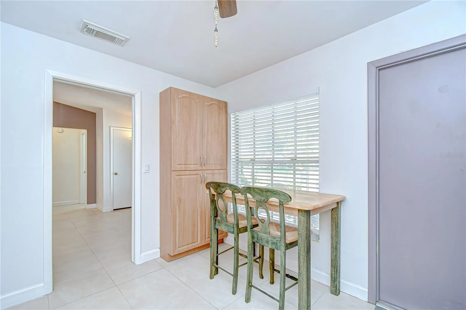 7613 S SANIBEL CIR