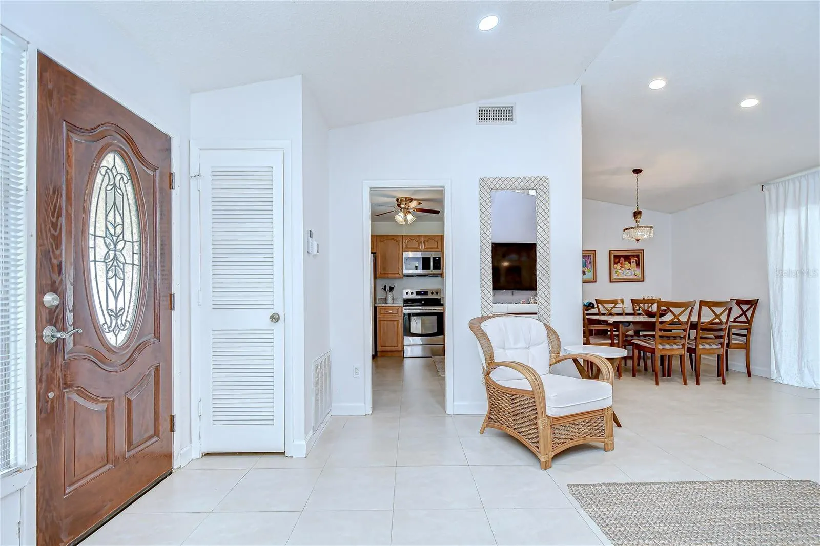 7613 S SANIBEL CIR